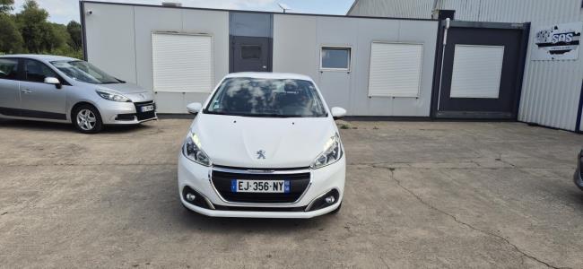 PEUGEOT 208 - 1.2 Pure Tech 82ch - Boite Automatique - Active - Moteur A Neuf.