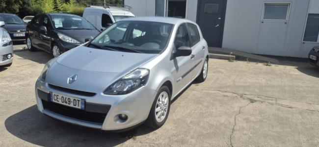 RENAULT Clio 3 - 1.5dCi 75Ch - Expression Clim.