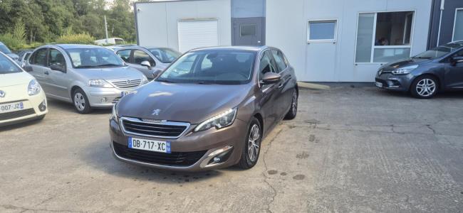 PEUGEOT 308 II - 1.6 e-HDi 115ch -  Allure