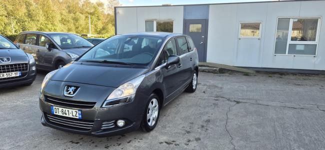 PEUGEOT 5008 - 1.6 HDI 115ch - Style - 7 places